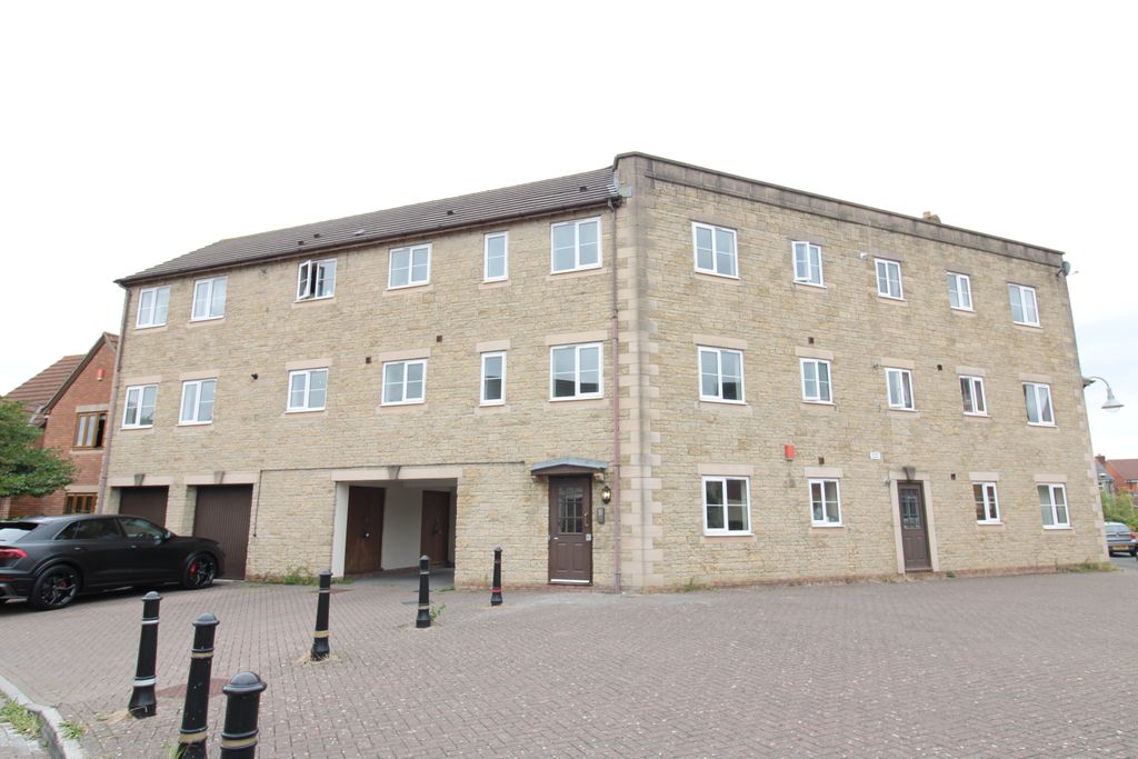 Property photo 1 of 6 External