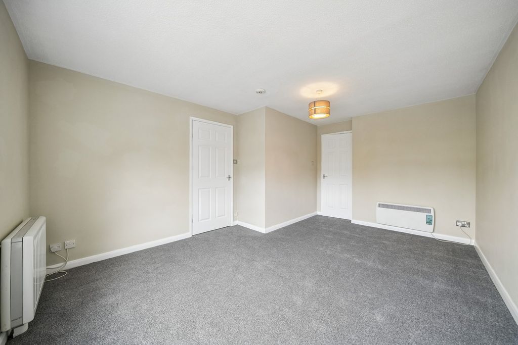 Property photo 3 of 9 Picture No. 10