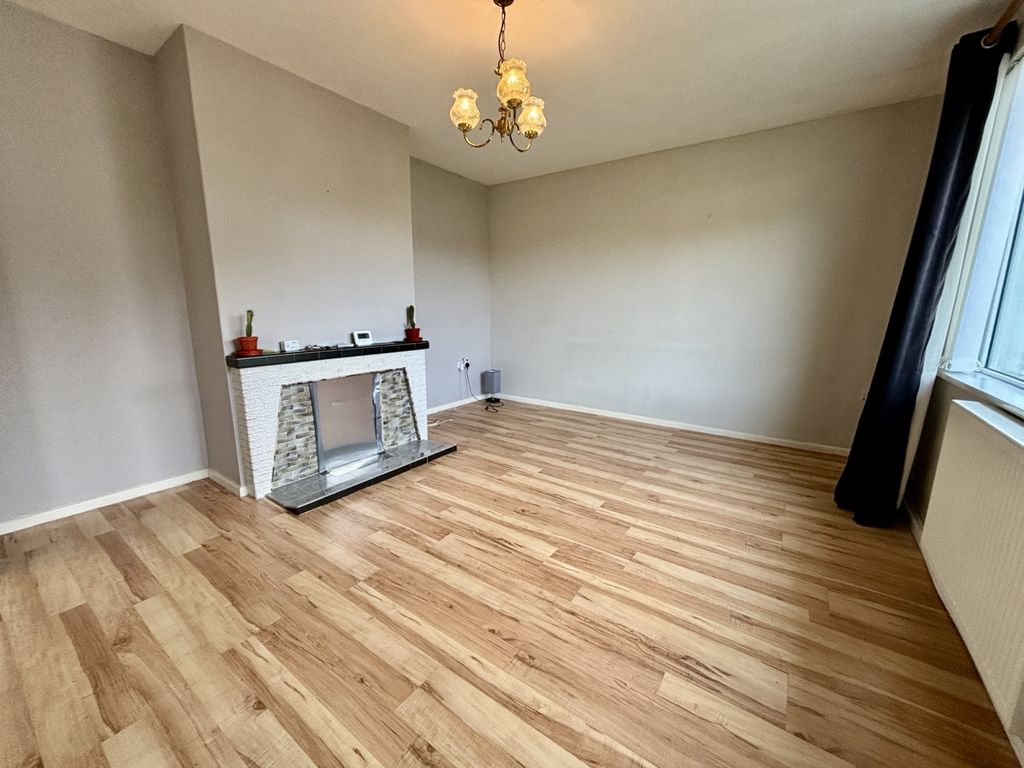 Property photo 2 of 12 Gallery