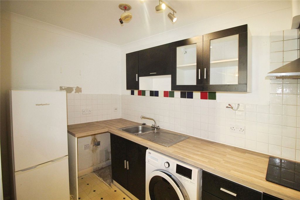 Property photo 2 of 9 Picture No. 02
