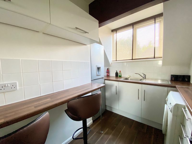 Property photo 3 of 7 Photo 7