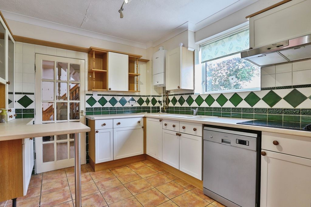 Property photo 3 of 20 Pbox-Img.Jpg