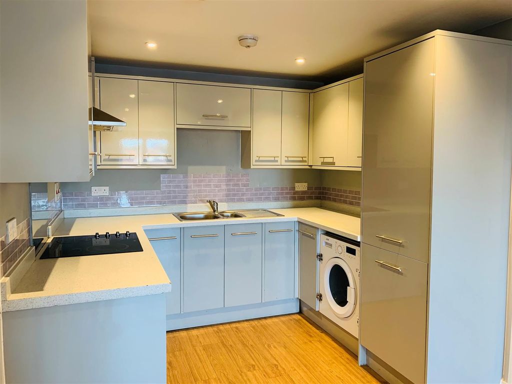 Property photo 2 of 7 Kitchen 1.Jpg