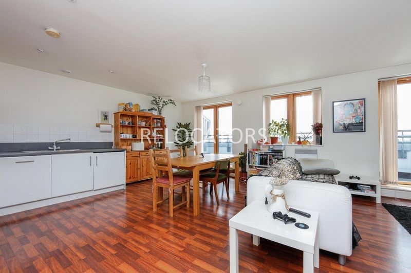 Property photo 3 of 14 Dining Area