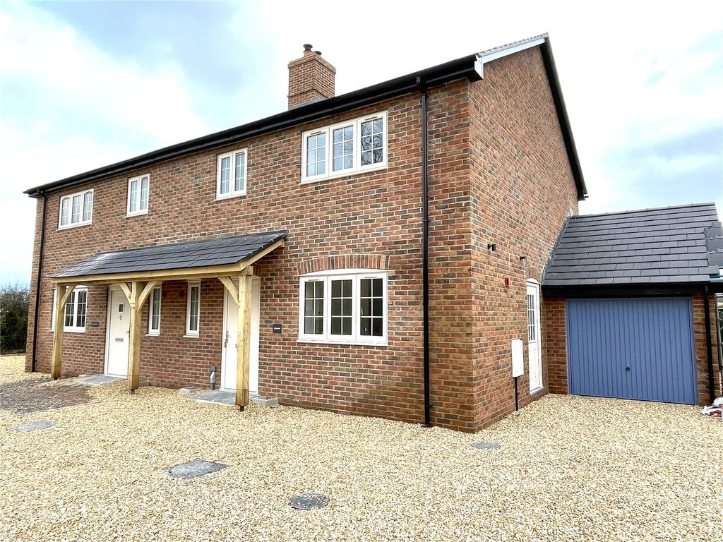 Property photo 1 of 11 Picture No. 01