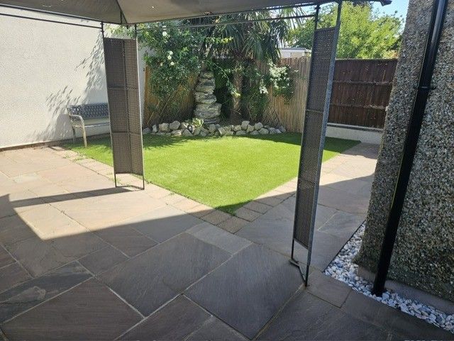 Property photo 2 of 11