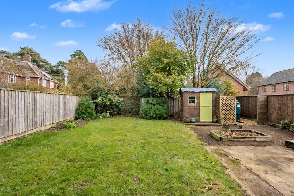 Property photo 3 of 25 4628625