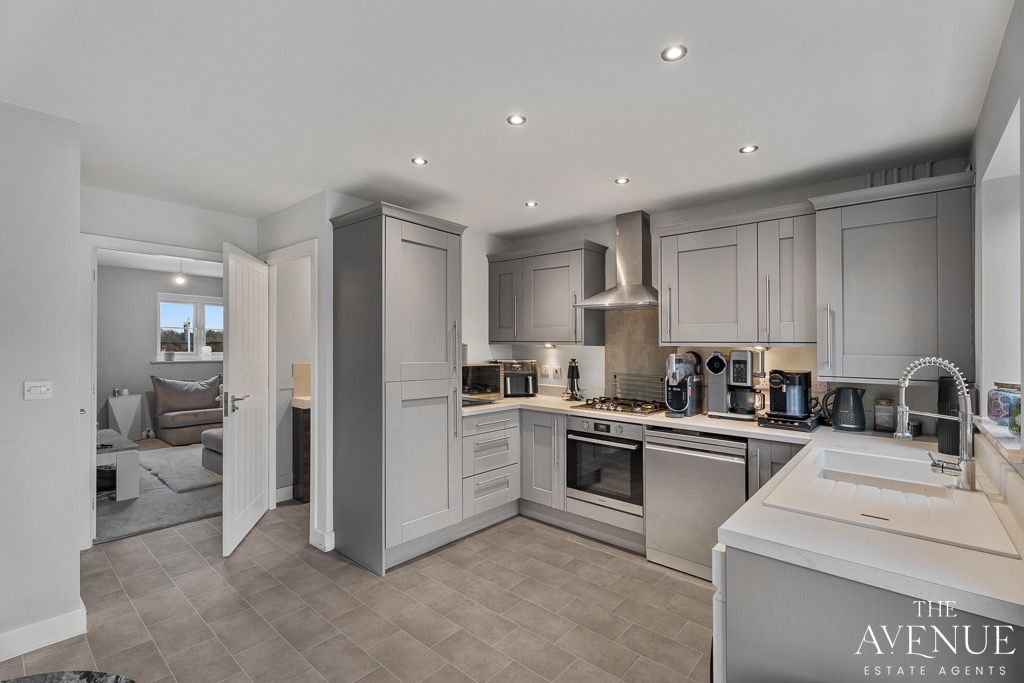 Property photo 3 of 35 4279095