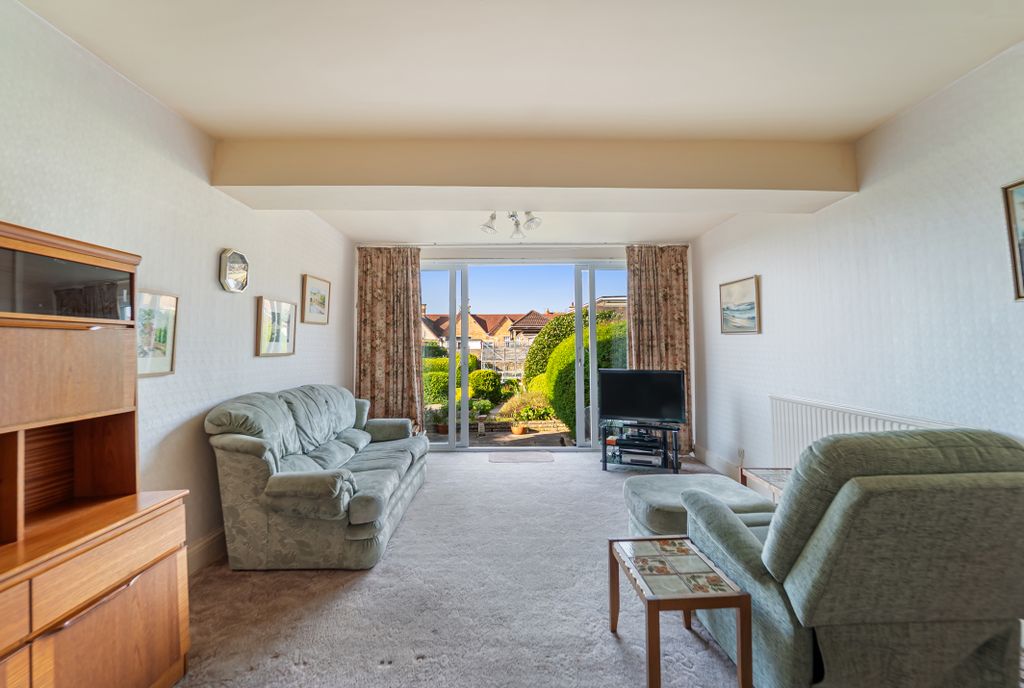 Property photo 3 of 30 Gallery
