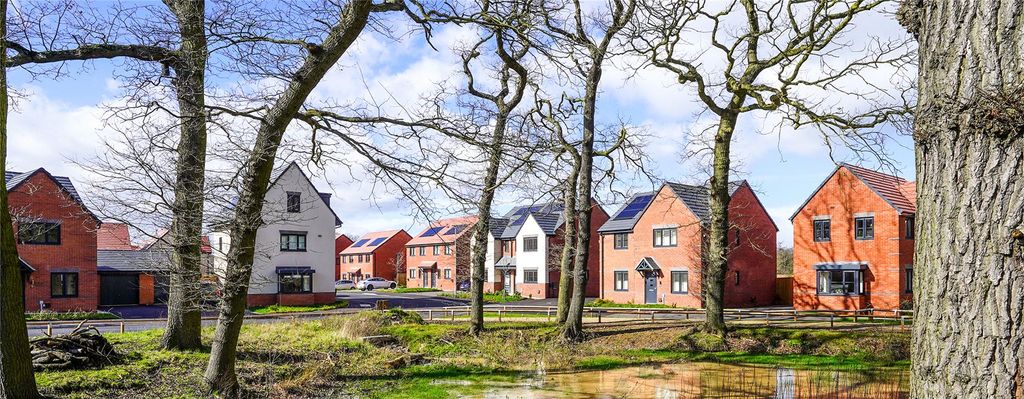 Property photo 3 of 21 Area