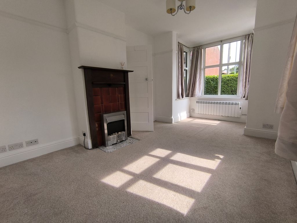 Property photo 2 of 12 View