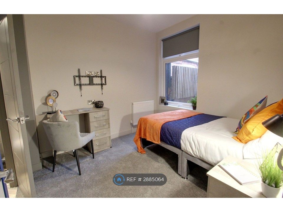Property photo 2 of 5