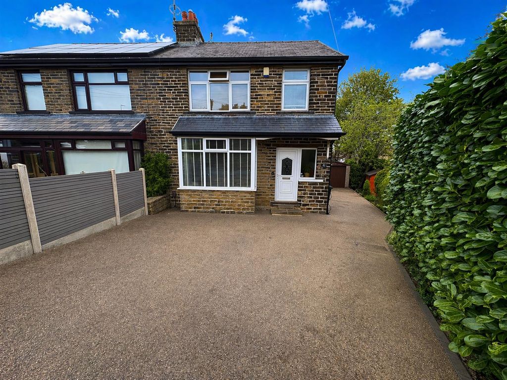 Property photo 1 of 28