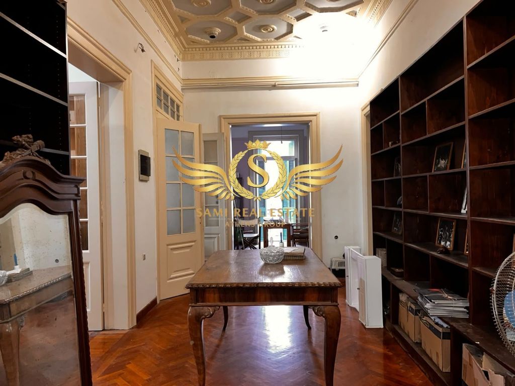 Property photo 3 of 35