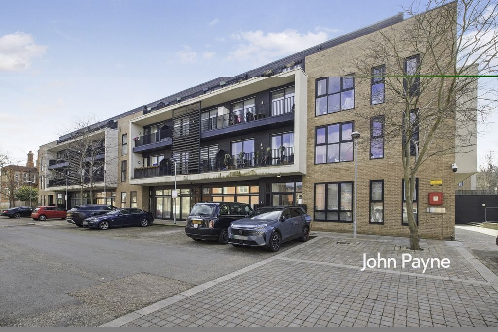 Property photo 1 of 8 Img_4562