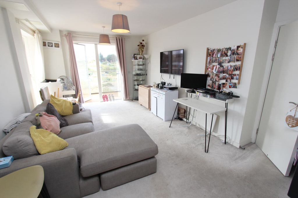 Property photo 2 of 11 Img_9998A