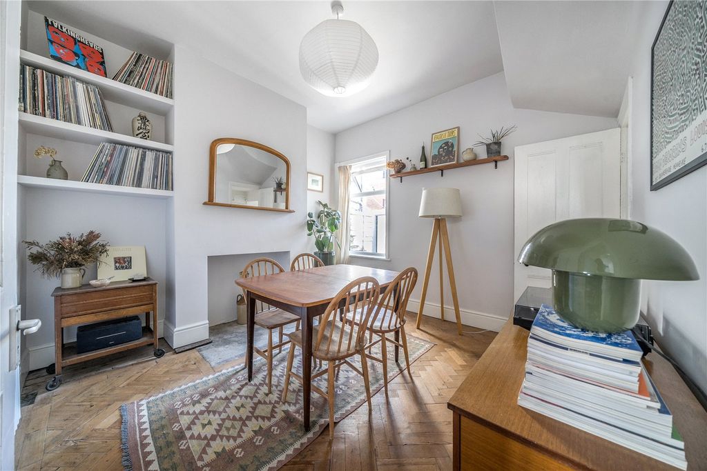 Property photo 3 of 19 Picture No. 13