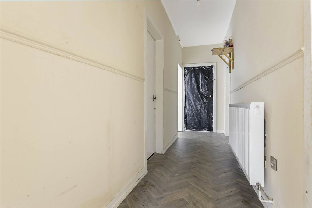 Property photo 3 of 20 Picture 3