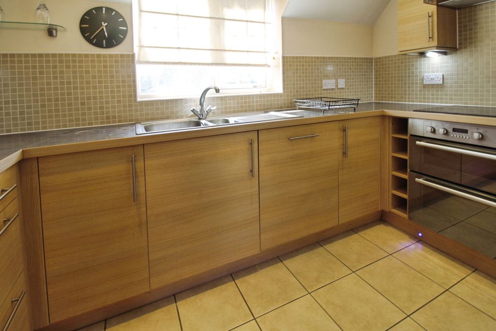 Property photo 2 of 12 Eecded14-Img_1526