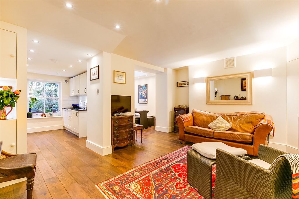 Property photo 2 of 13 Reception Room