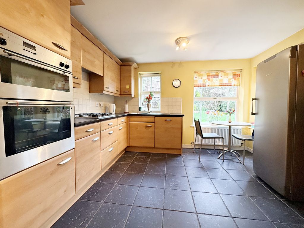 Property photo 3 of 33 Kitchen-Diner