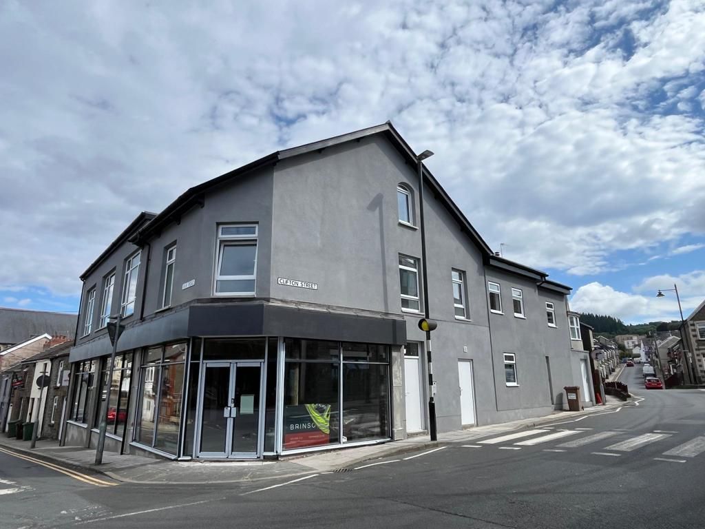 Property photo 2 of 7 Photo 2