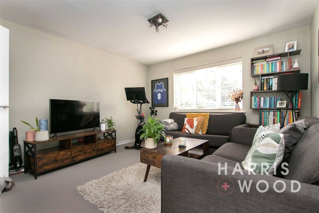 Property photo 2 of 14 Picture No. 04