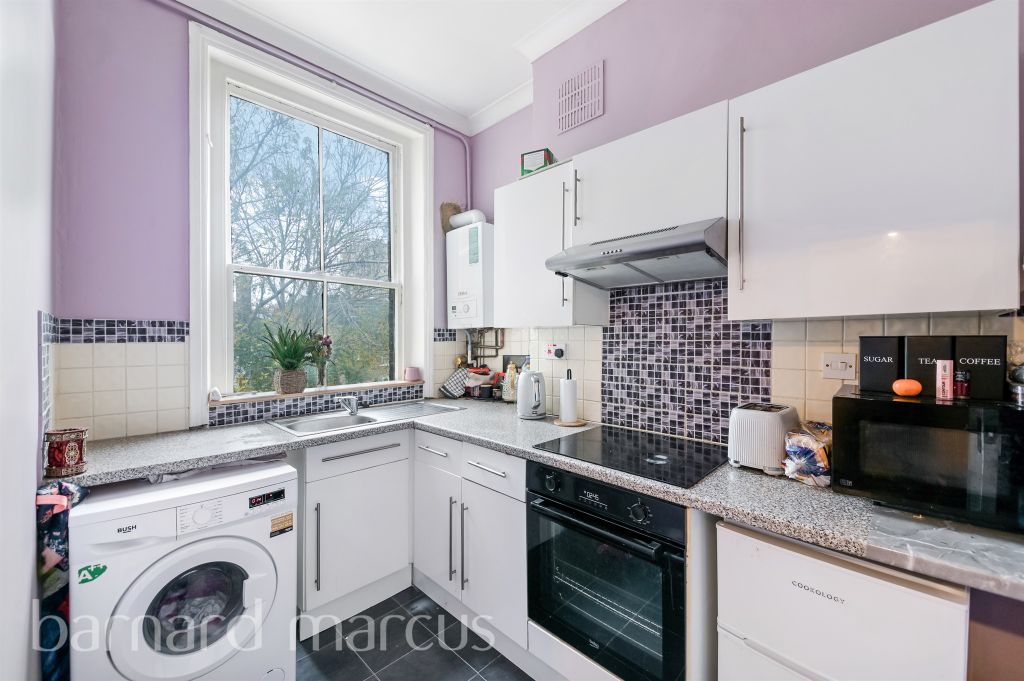 Property photo 3 of 8