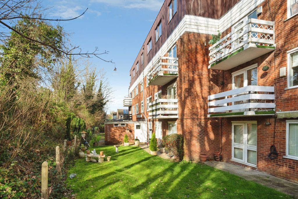 Property photo 1 of 30 Pbox-Img.Jpg