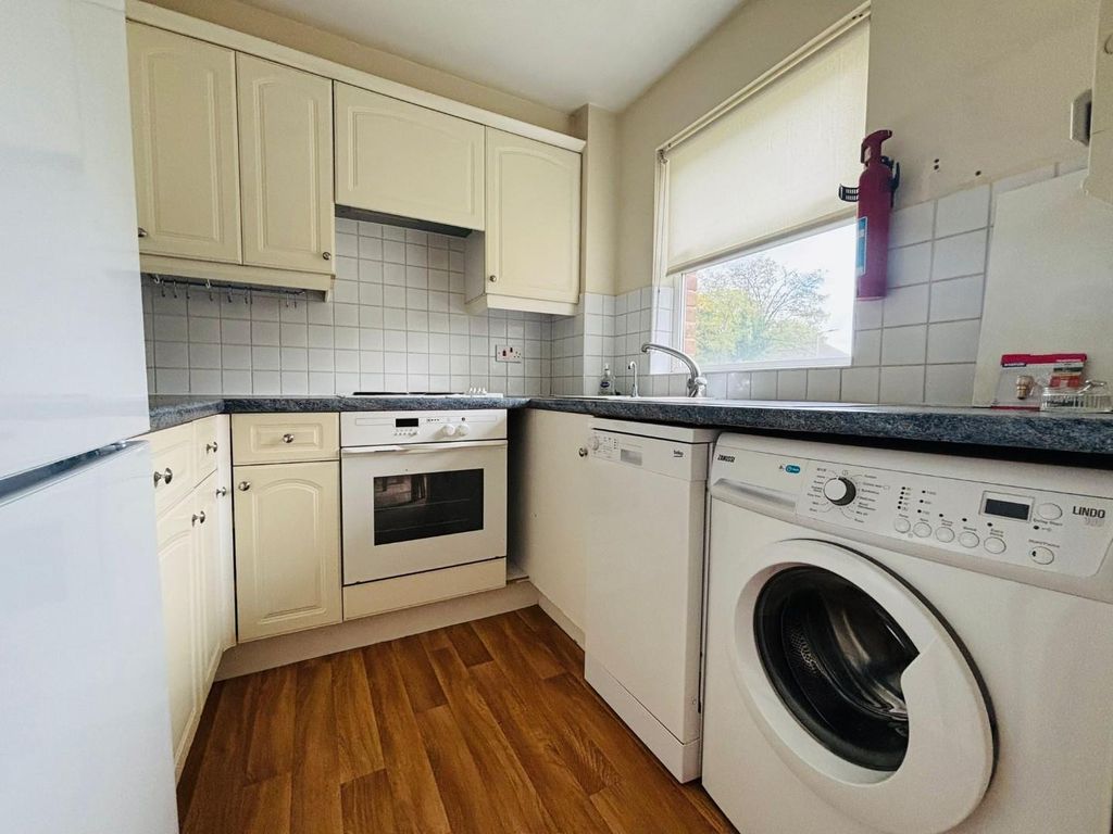 Property photo 3 of 12 Original-8C8A5D05-3051-46C9-Bbf1-Febb28D2121D.Jpeg