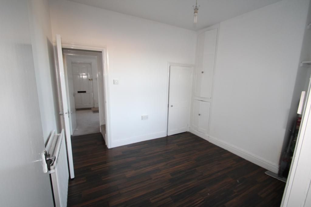 Property photo 3 of 7 Dining Room