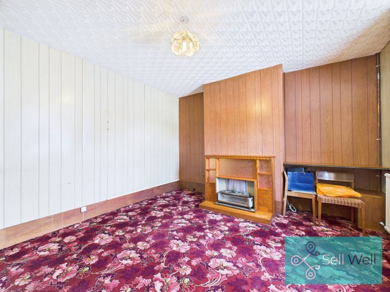 Property photo 2 of 16 Lounge