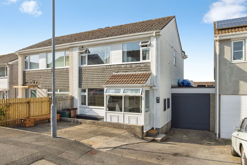 Property photo 1 of 20 Pbox-Img.Jpg