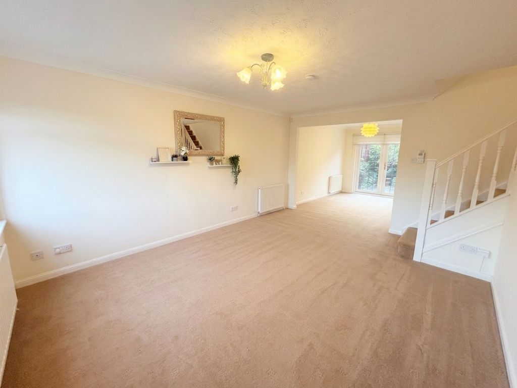 Property photo 3 of 30