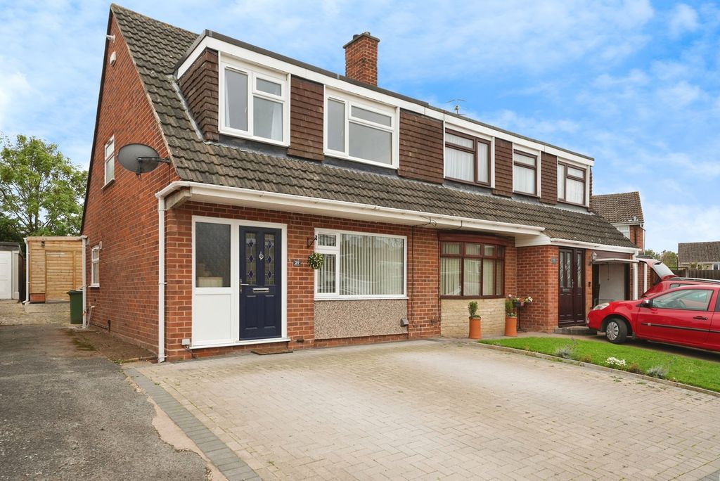 Property photo 1 of 17 Front