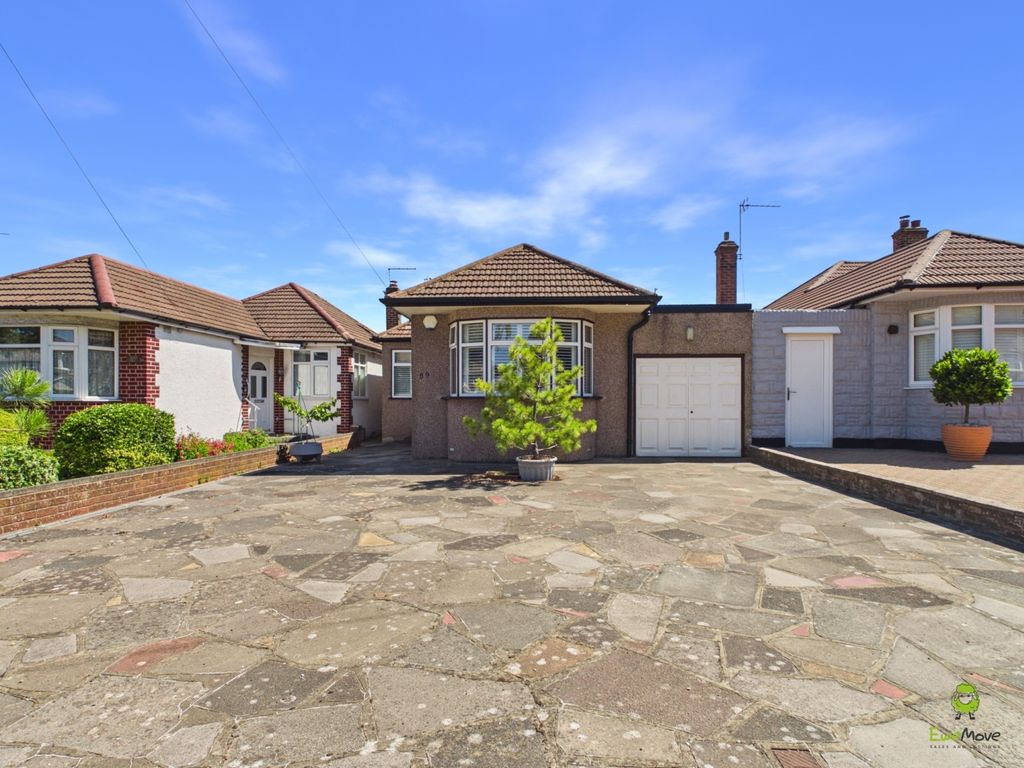 Property photo 1 of 10 Presented By Nicoleta At Ewemove Bexleyheath And