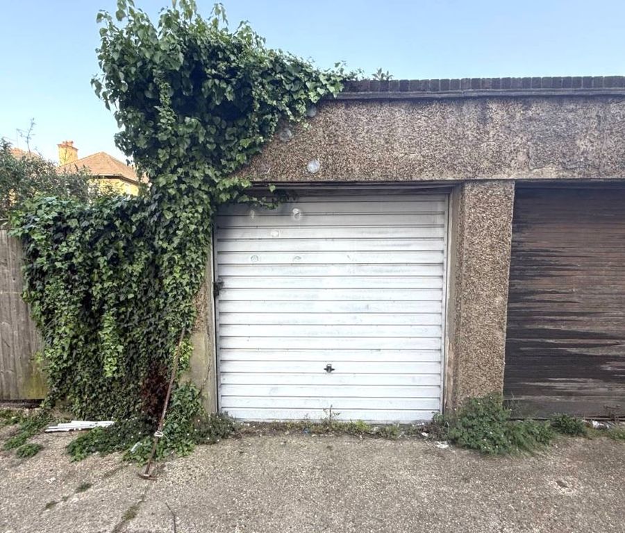 Property photo 1 of 1