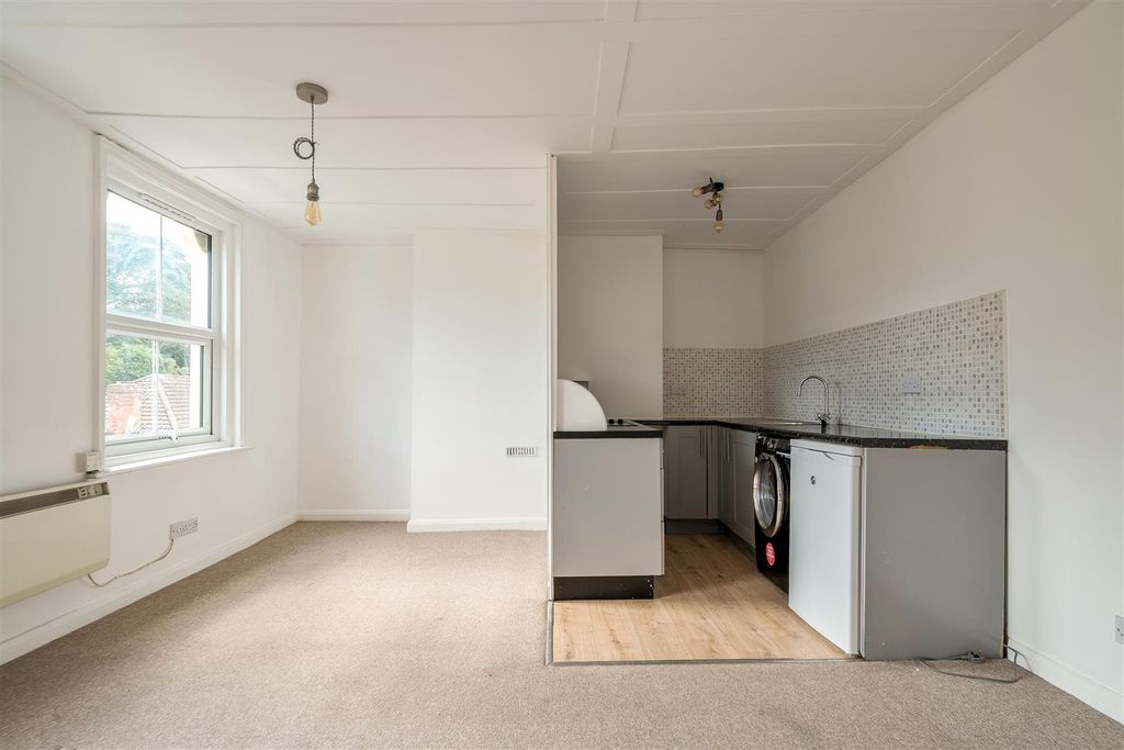 Property photo 3 of 12 Open Plan Living