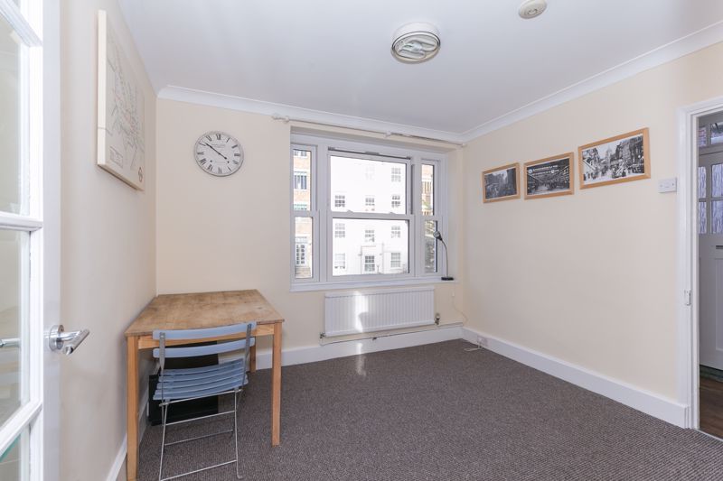 Property photo 2 of 10 Photo 2