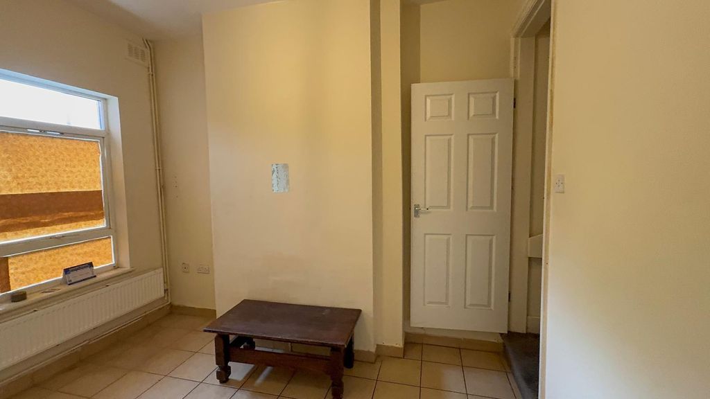Property photo 3 of 7 2.Jpg