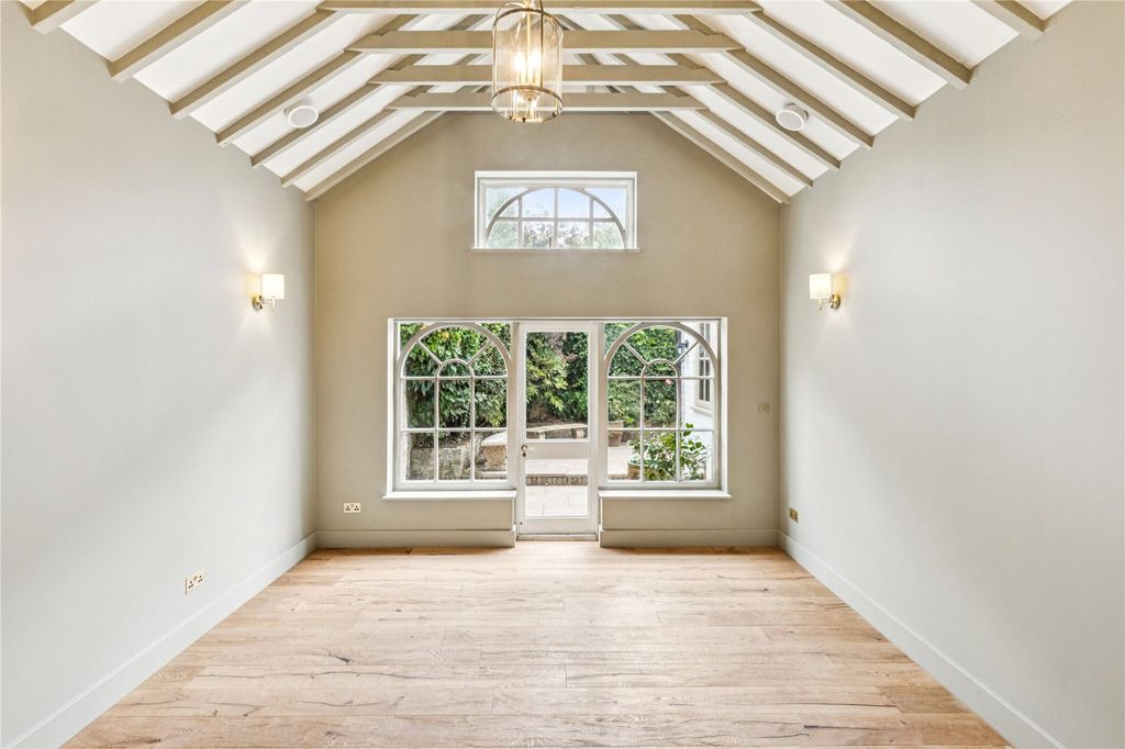 Property photo 2 of 14 Drawing Room