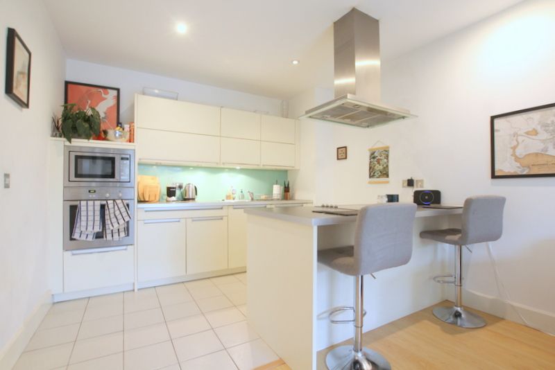 Property photo 2 of 9 2