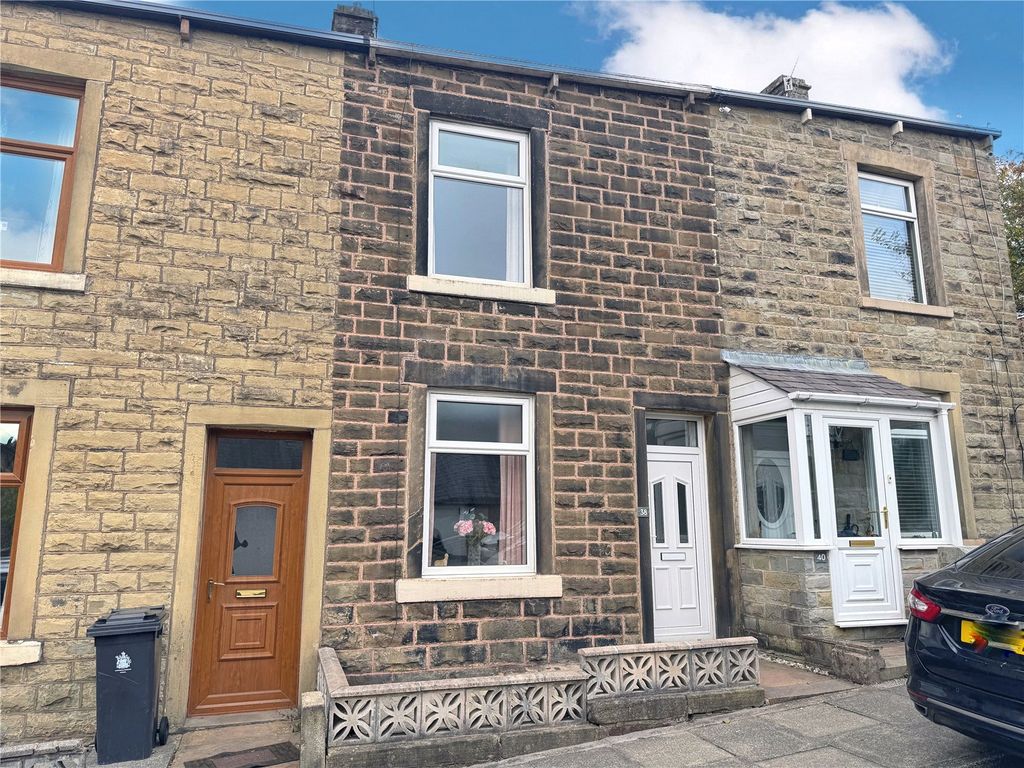 Property photo 1 of 10 Stone Property