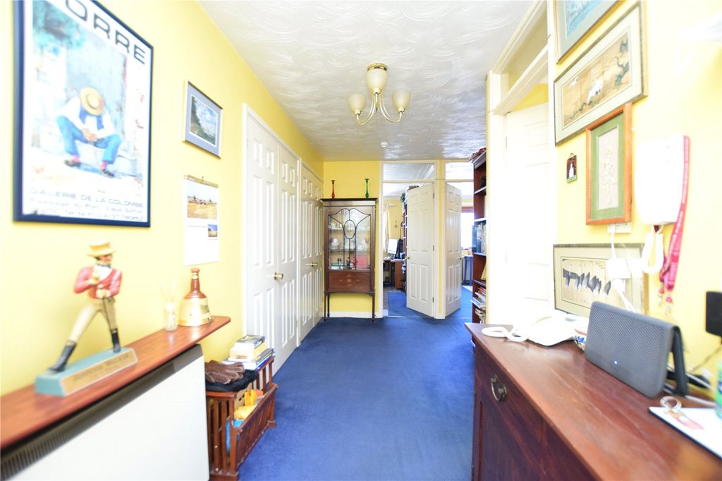 Property photo 3 of 12 Picture No. 03