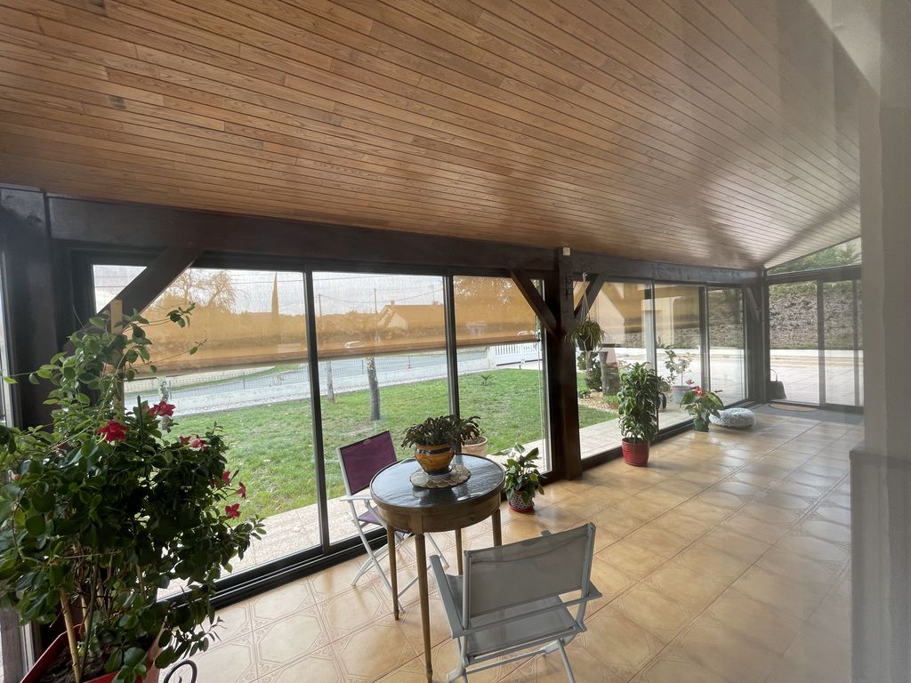 Property photo 3 of 14