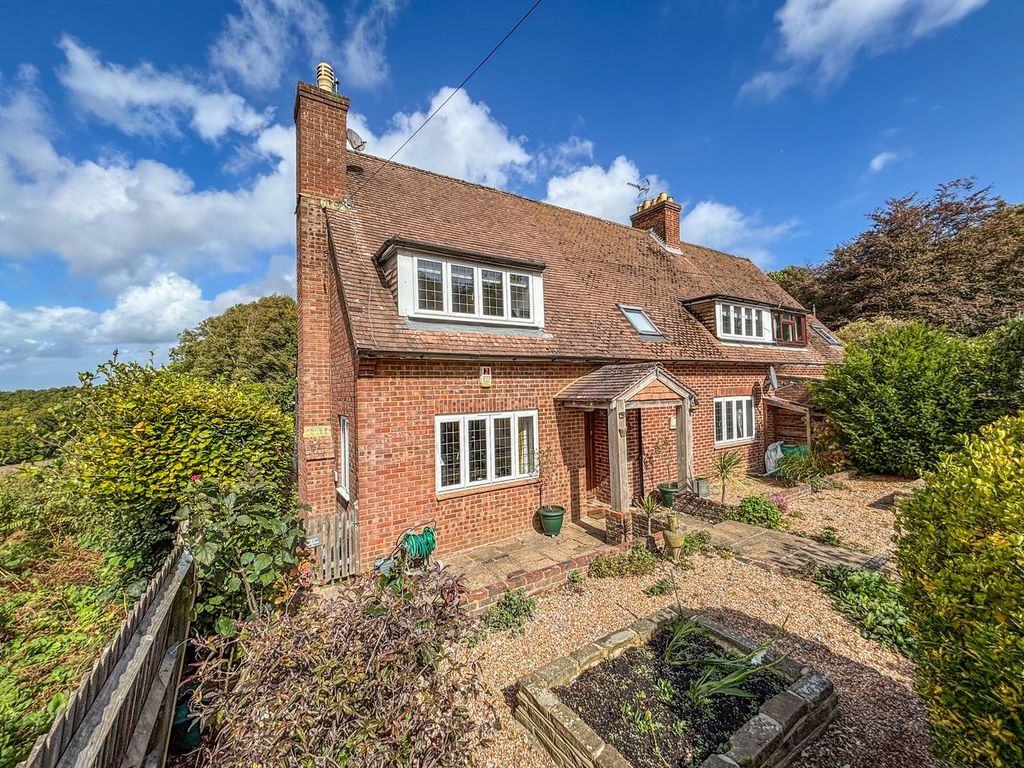 Property photo 1 of 30