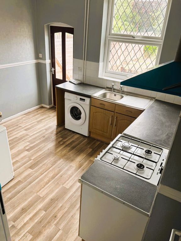Property photo 2 of 7