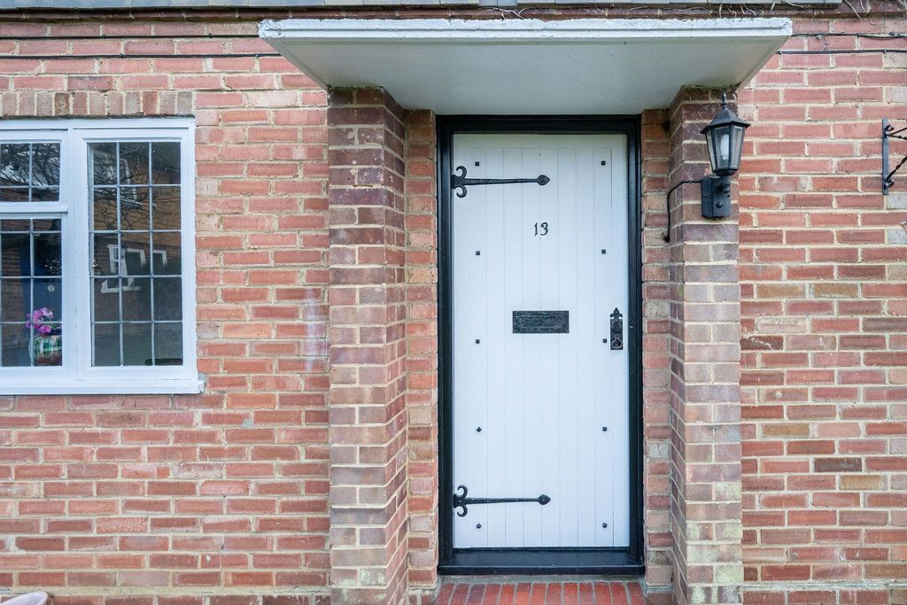 Property photo 3 of 21