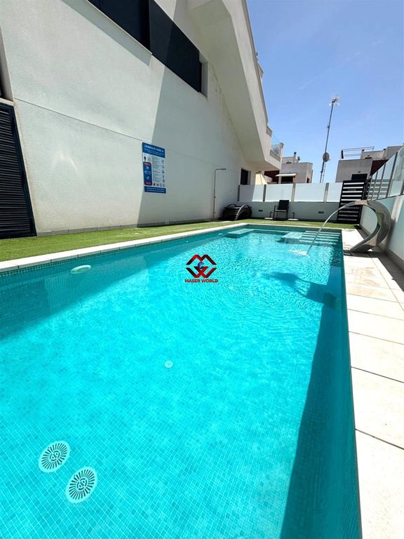 Property photo 1 of 35