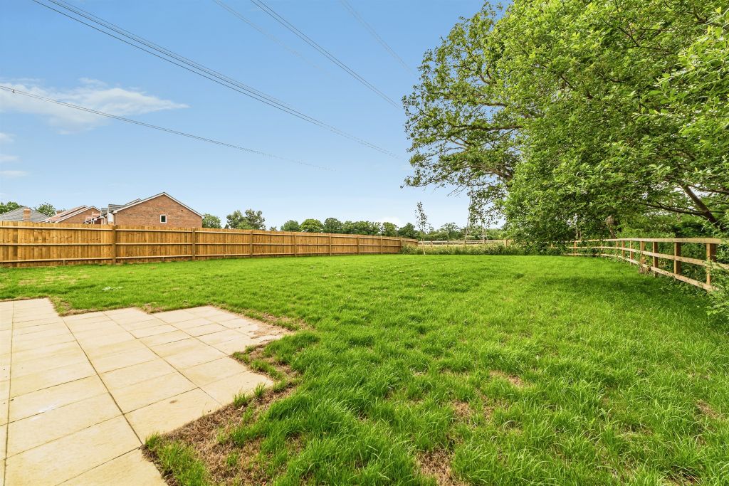 Property photo 2 of 30
